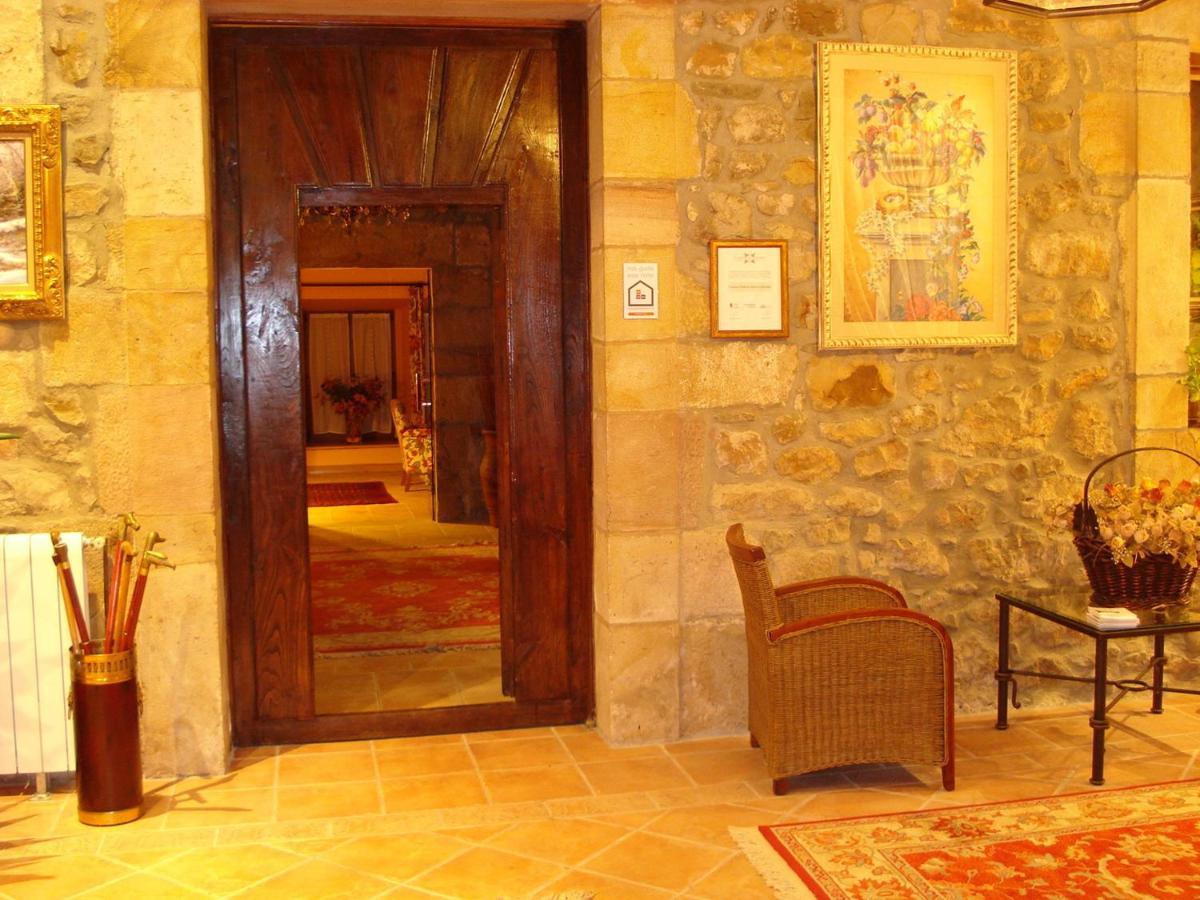 Hotel Palacio Garcia Quijano Corrales De Buelna Exterior photo
