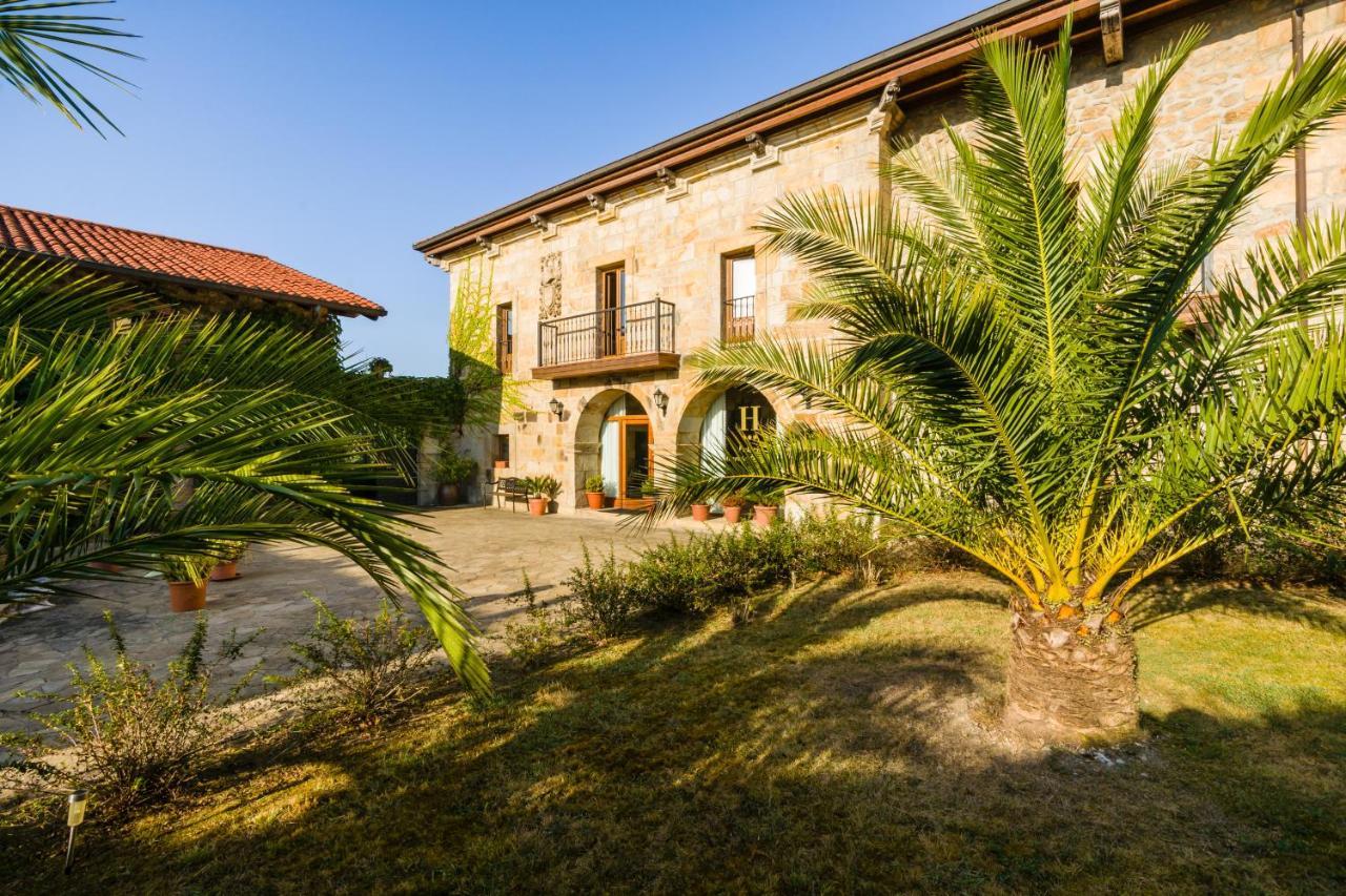 Hotel Palacio Garcia Quijano Corrales De Buelna Exterior photo