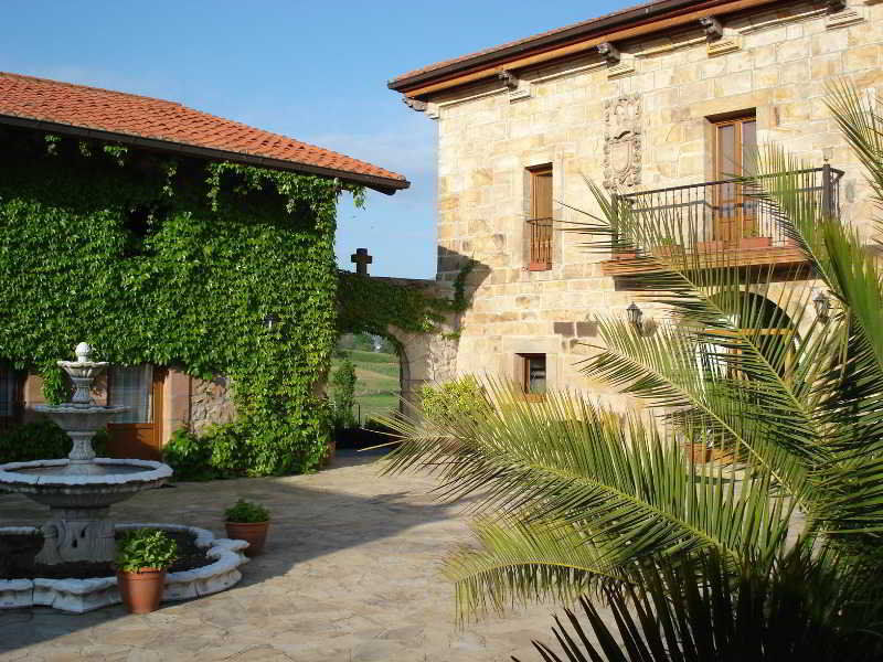 Hotel Palacio Garcia Quijano Corrales De Buelna Exterior photo